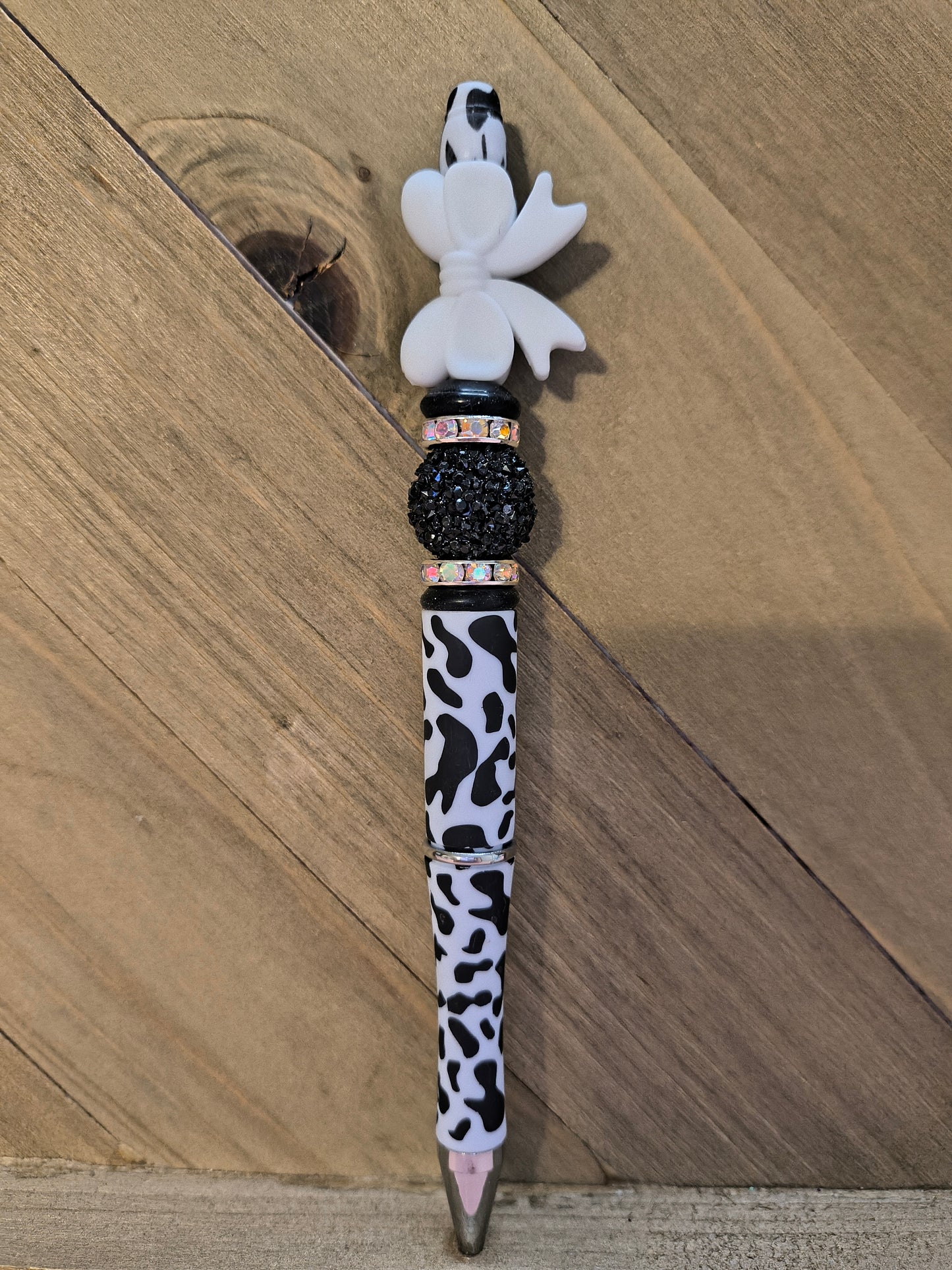 Cow bow